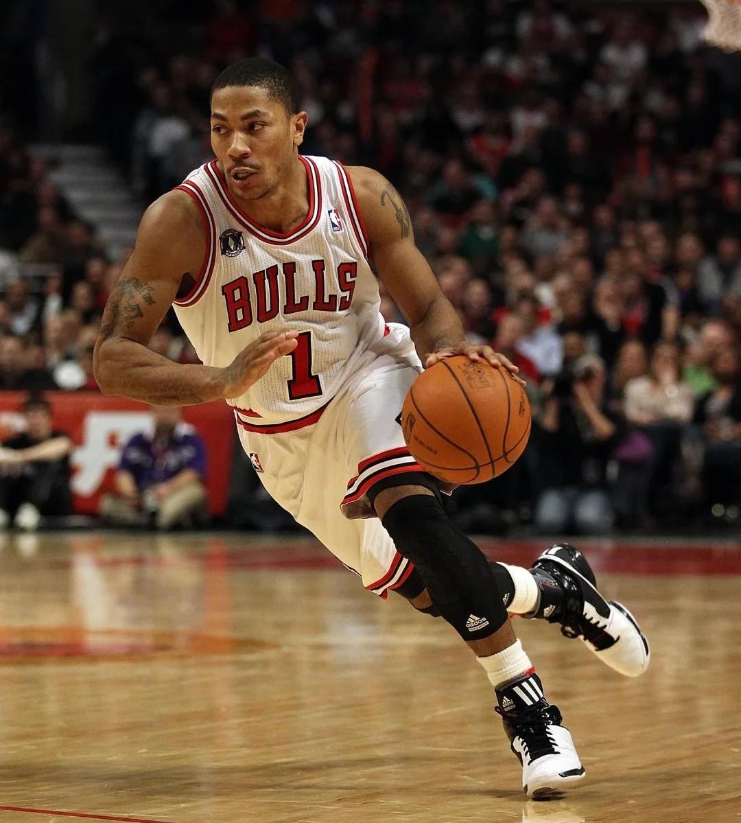 独行侠完胜猛龙,范弗利特高光表现的简单介绍 独行侠完胜猛龙,范弗利特高光表现的简单介绍