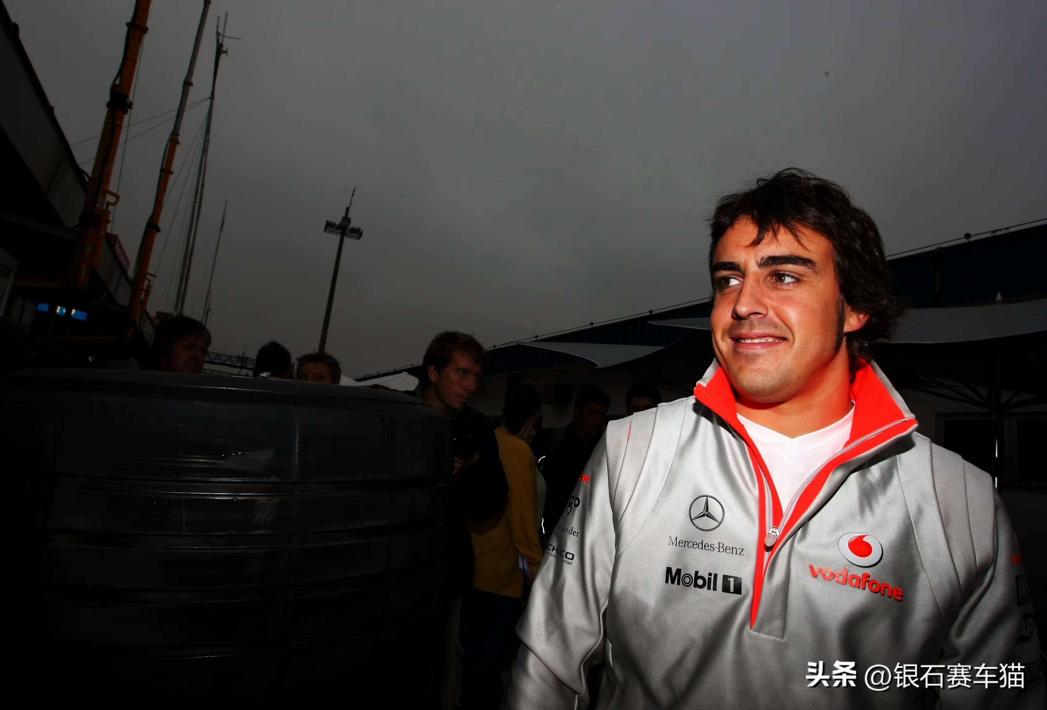 雷诺车队绝杀迈凯伦，阿隆索高光表现