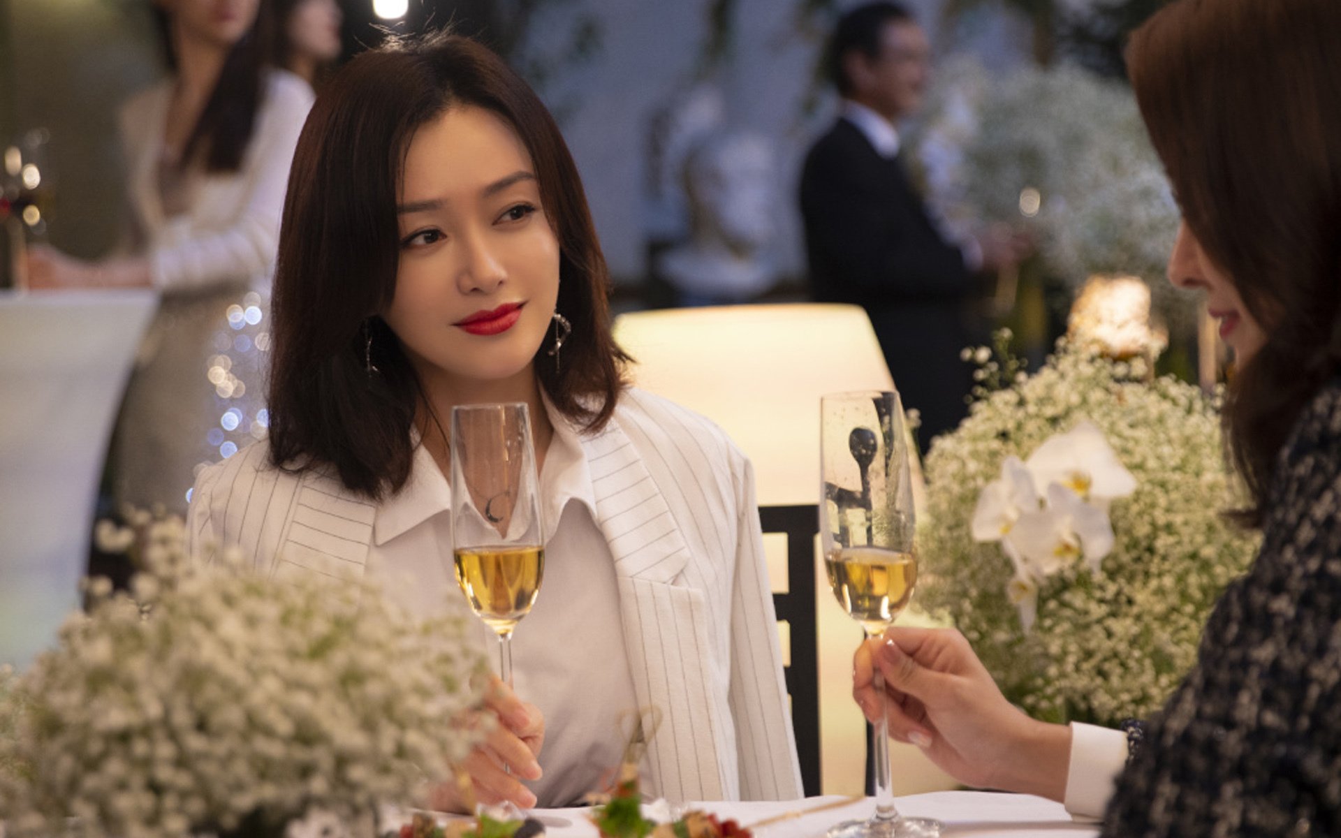 利拉德狂飙引领猛龙，连续得分潮彻底压制吉林队